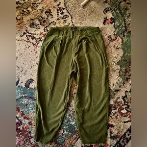 Eloquii Women’s Forest Green Pants